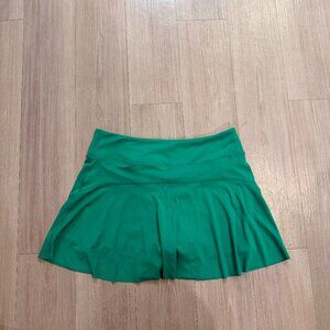 NWOT Women's L Kelly Green 2 Pockets Stretchy Soft Moisture Wicking Tennis Skort
